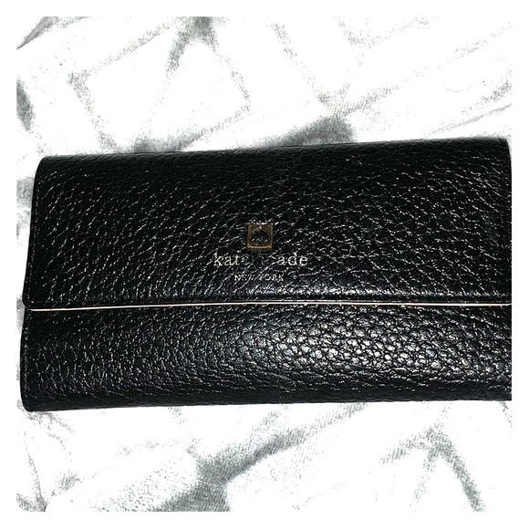 kate spade Handbags - Kate Spade Wallet